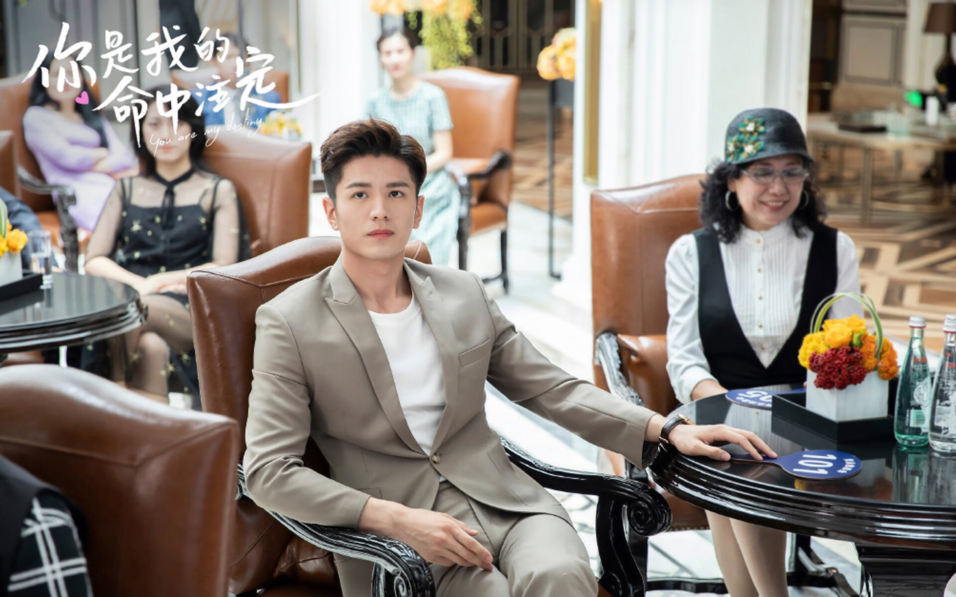 鹈鹕老将鼓励队内新秀保持自信迎接挑战，鹈鹕的新秀